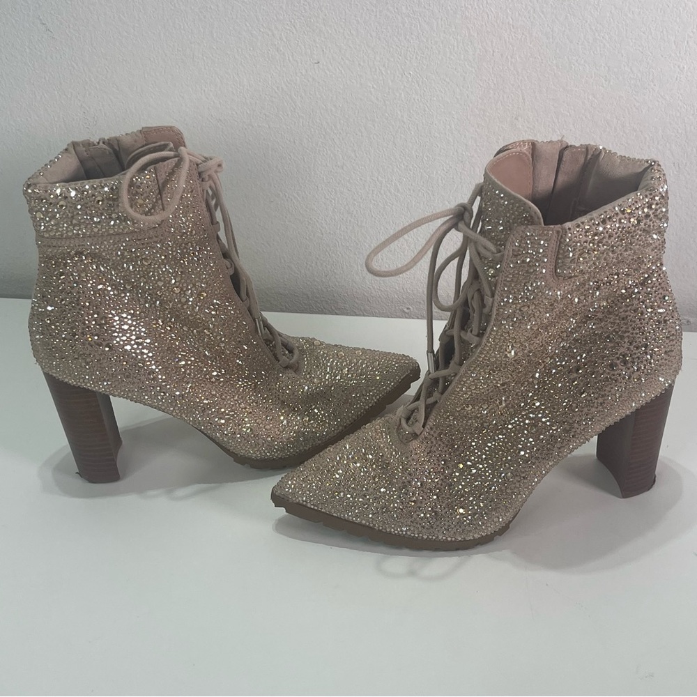 Steve Madden ILLISA Rhinestone Ankle Boots Pointed Toe Heel Bling Women 11M Crea